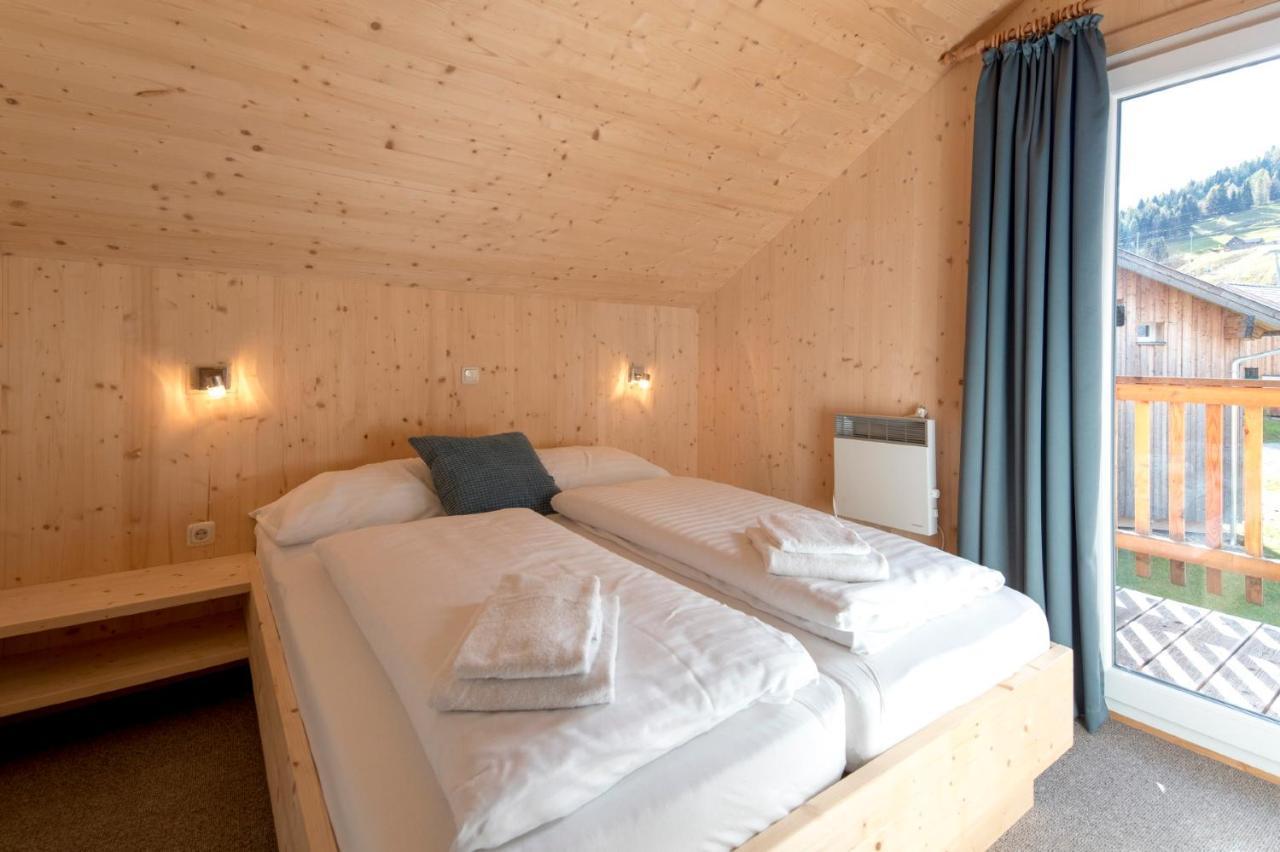 Hirsch Chalet Sankt Lorenzen ob Murau Exterior foto